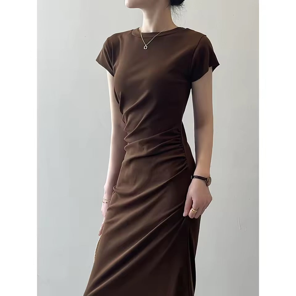 Sleek Side-Ruched Midi Dress